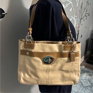 Coach Penelope F16531 Leather Carryall / Shoulder Tote — Excellent Condition